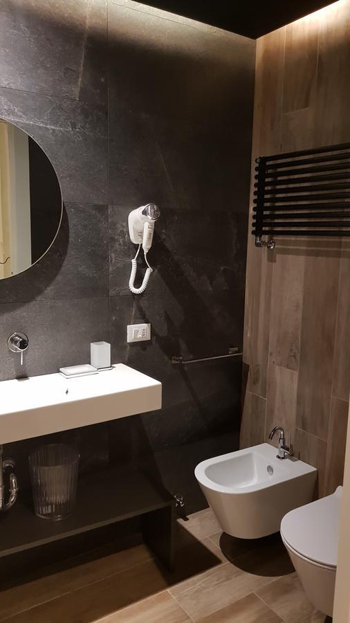 Bed Milano Linate Hotell Exteriör bild