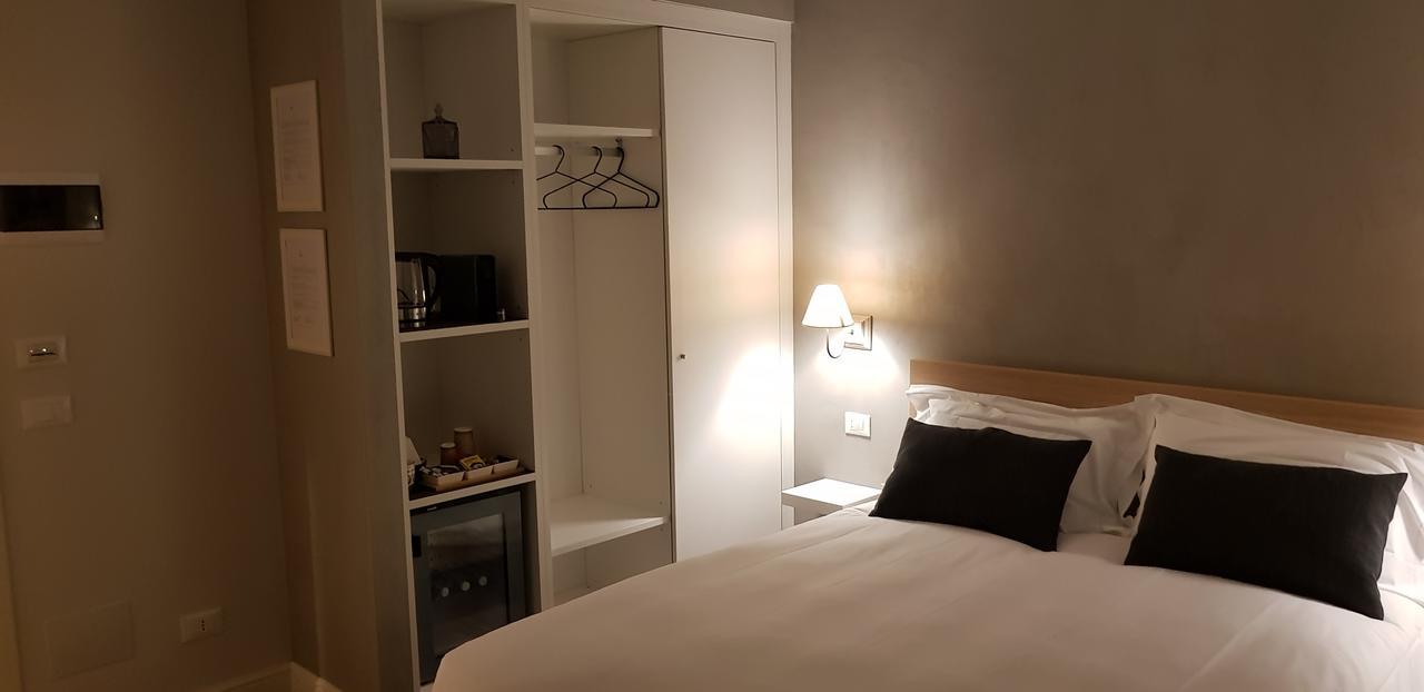 Bed Milano Linate Hotell Exteriör bild