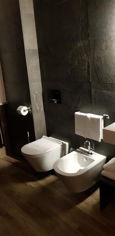 Bed Milano Linate Hotell Exteriör bild