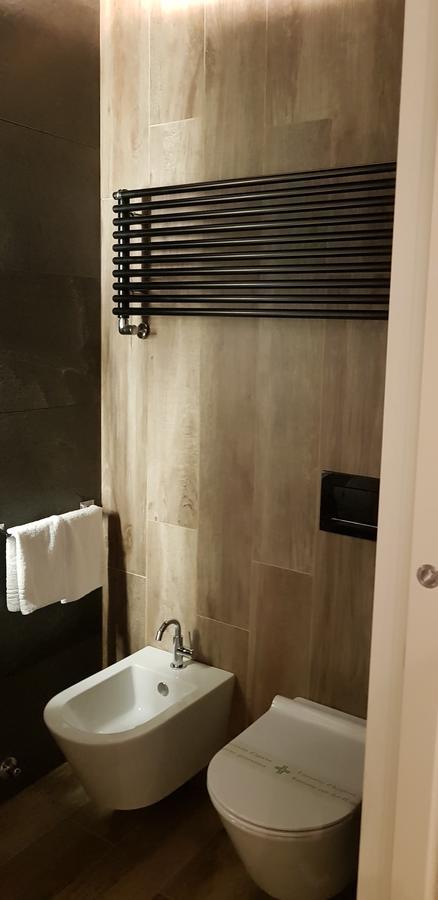 Bed Milano Linate Hotell Exteriör bild